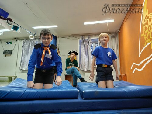 2026-01-03_16-25-09_Tug_IMG_190